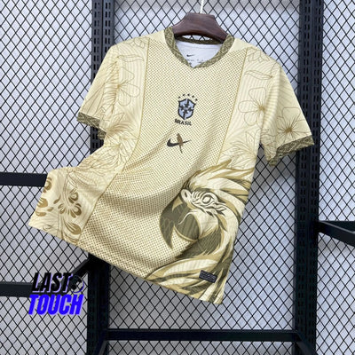 Maillot du Brésil Concept doré