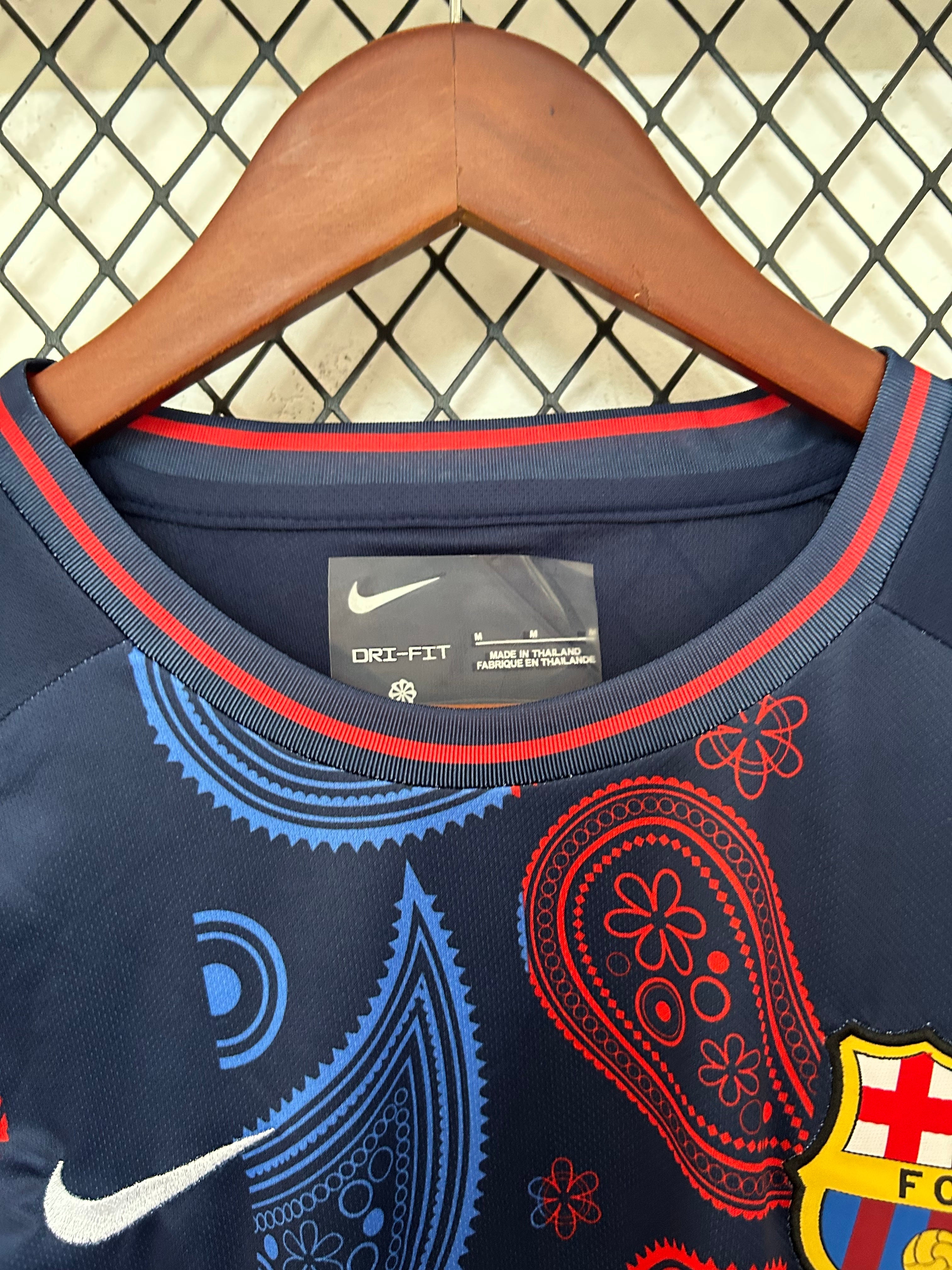 Maillot "Concept" Barcelone bleu rouge Ma boutique